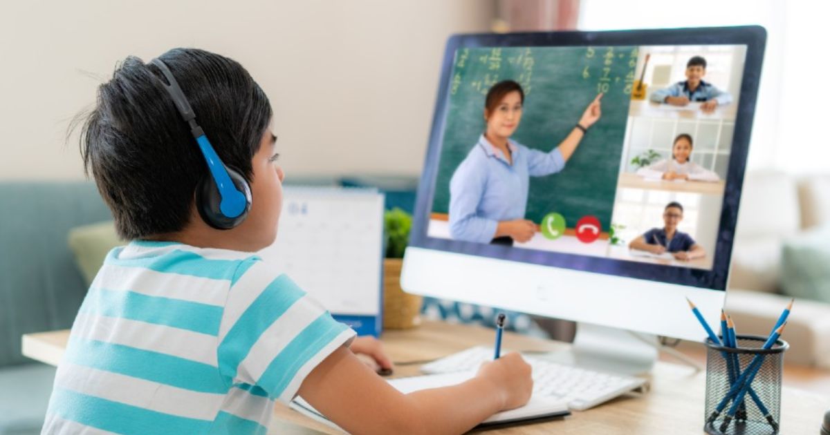 ऑनलाइन पढ़ाई को लेकर नई गाइडलाइन